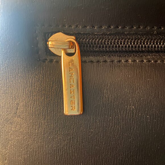 Lancaster Paris structured bucket bag - Picture 6 of 10